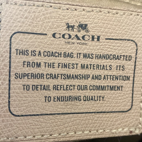 Coach tote - Picture 7 of 9